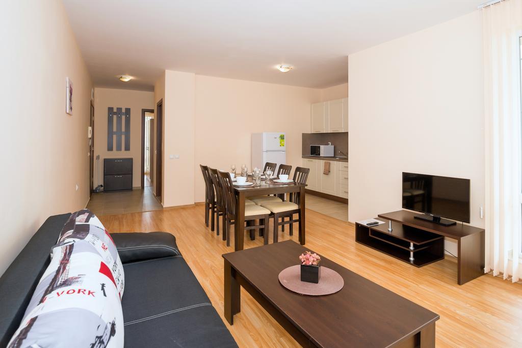Oxygen Apartments Sveti Vlas Bagian luar foto
